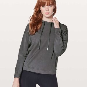 Lululemon Athletica Dark Shadow Twisted & Tucked Pullover Yoga Workout Size 4